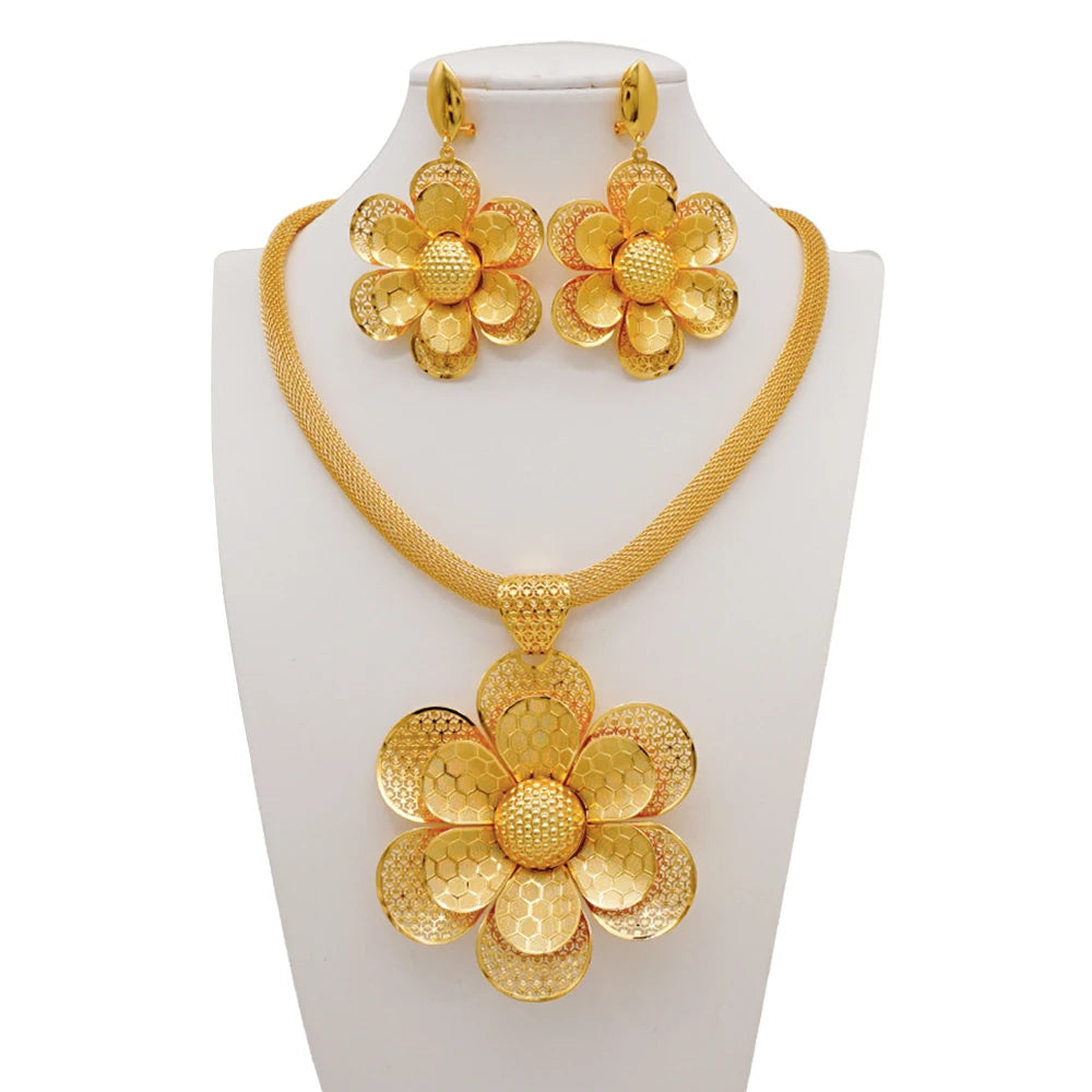 Gold Flower Set = Fashion Accessories