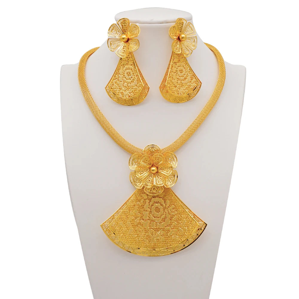 Gold Flower Set = Fashion Accessories
