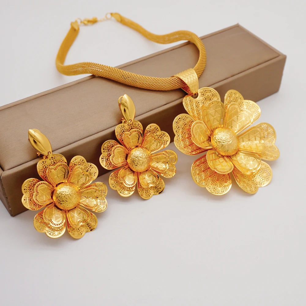 Gold Flower Set = Fashion Accessories