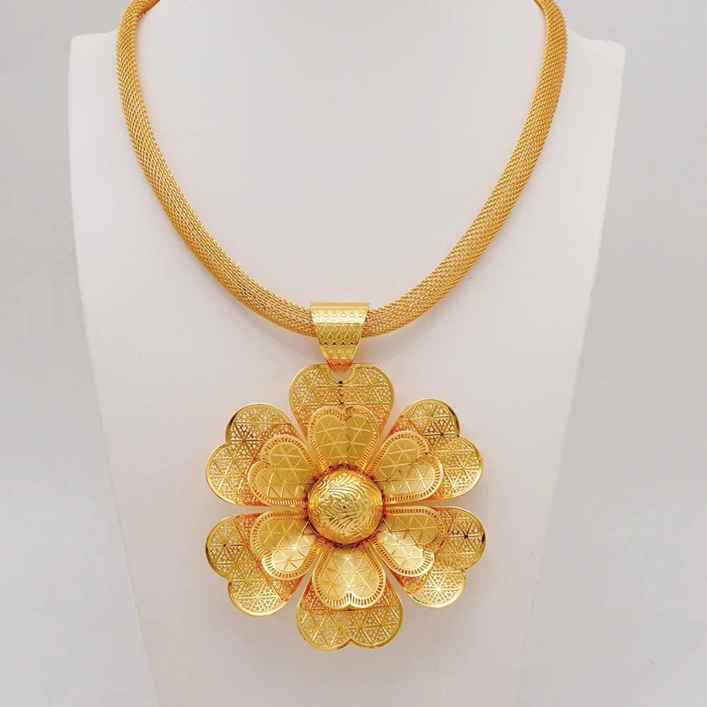 Gold Flower Set = Fashion Accessories