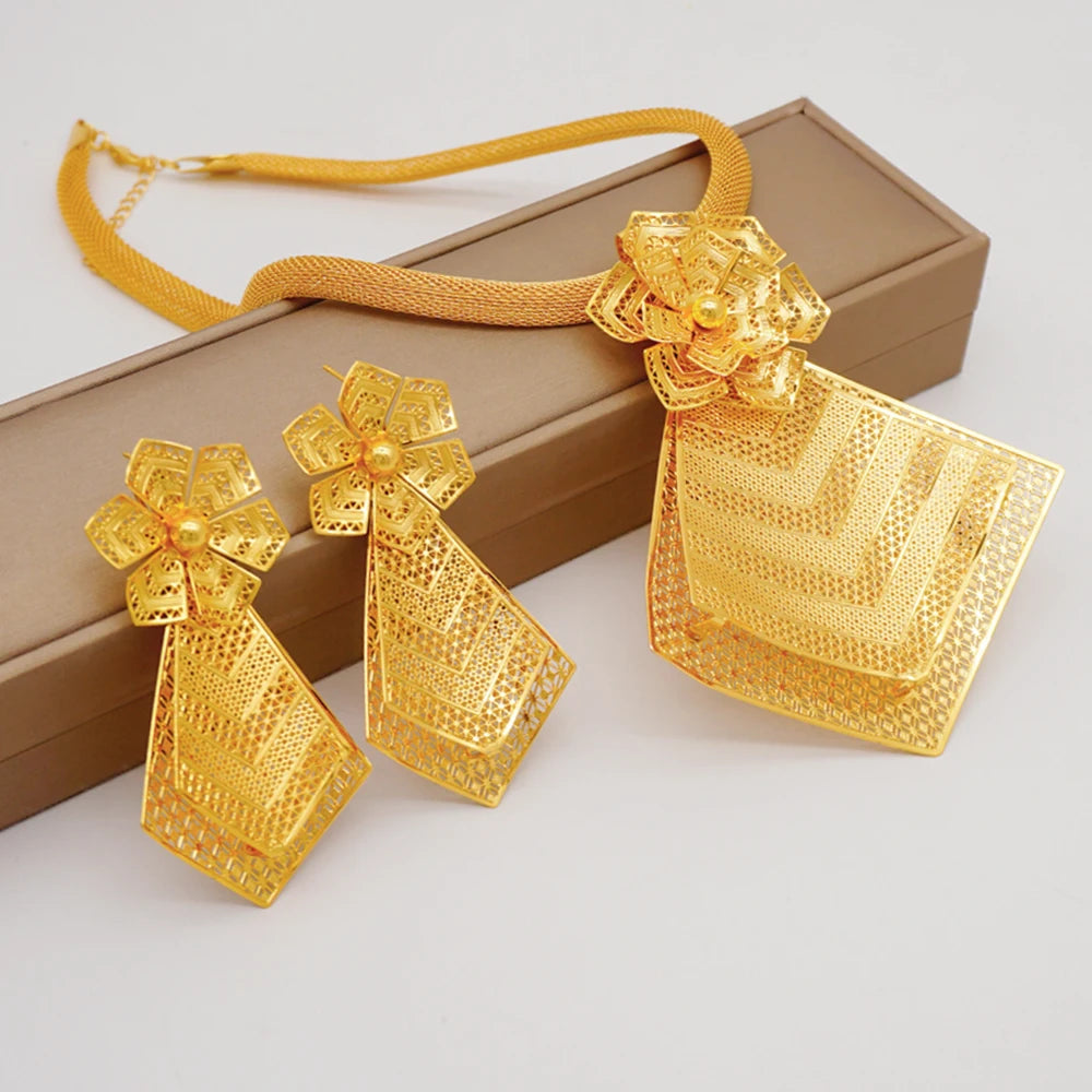 Gold Flower Set = Fashion Accessories