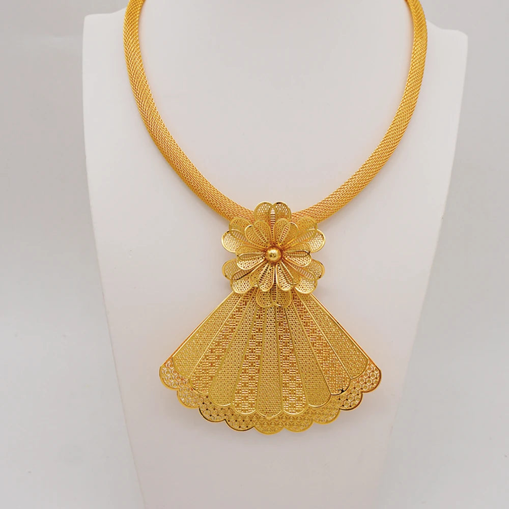 Gold Flower Set = Fashion Accessories