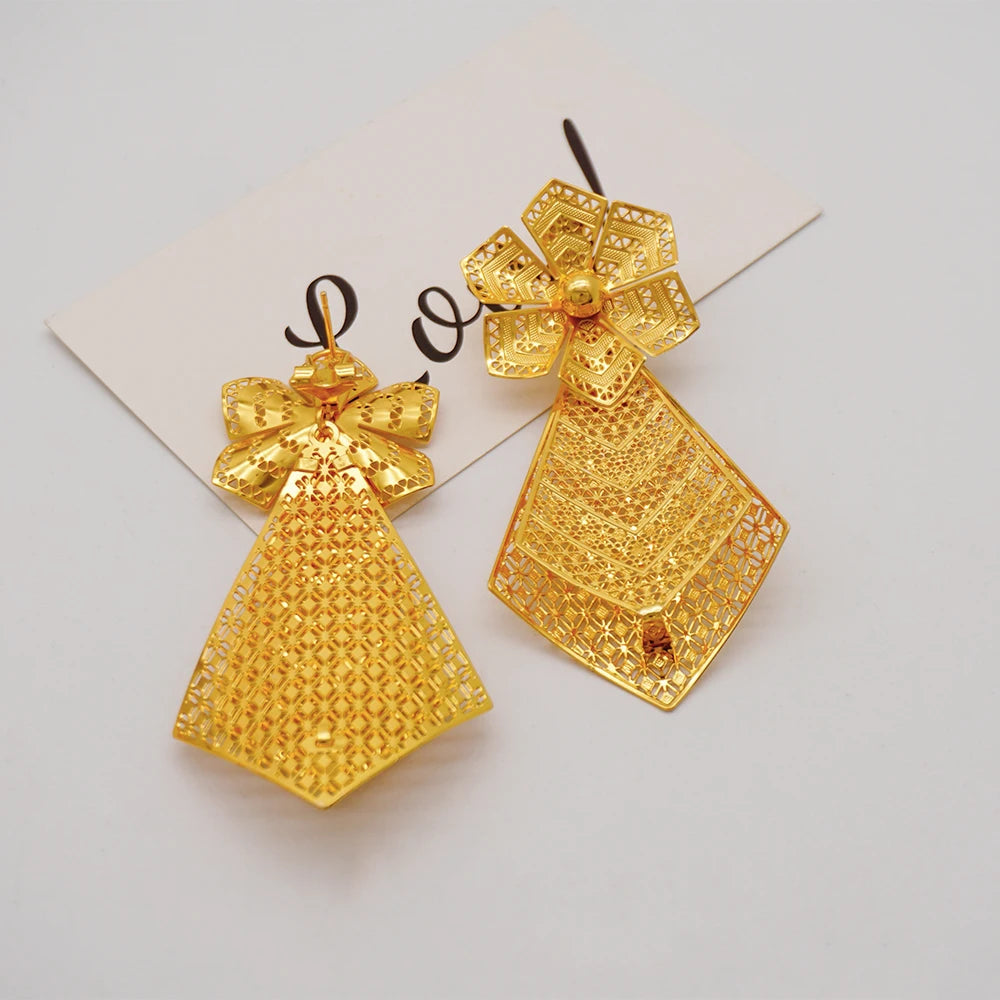 Gold Flower Set = Fashion Accessories