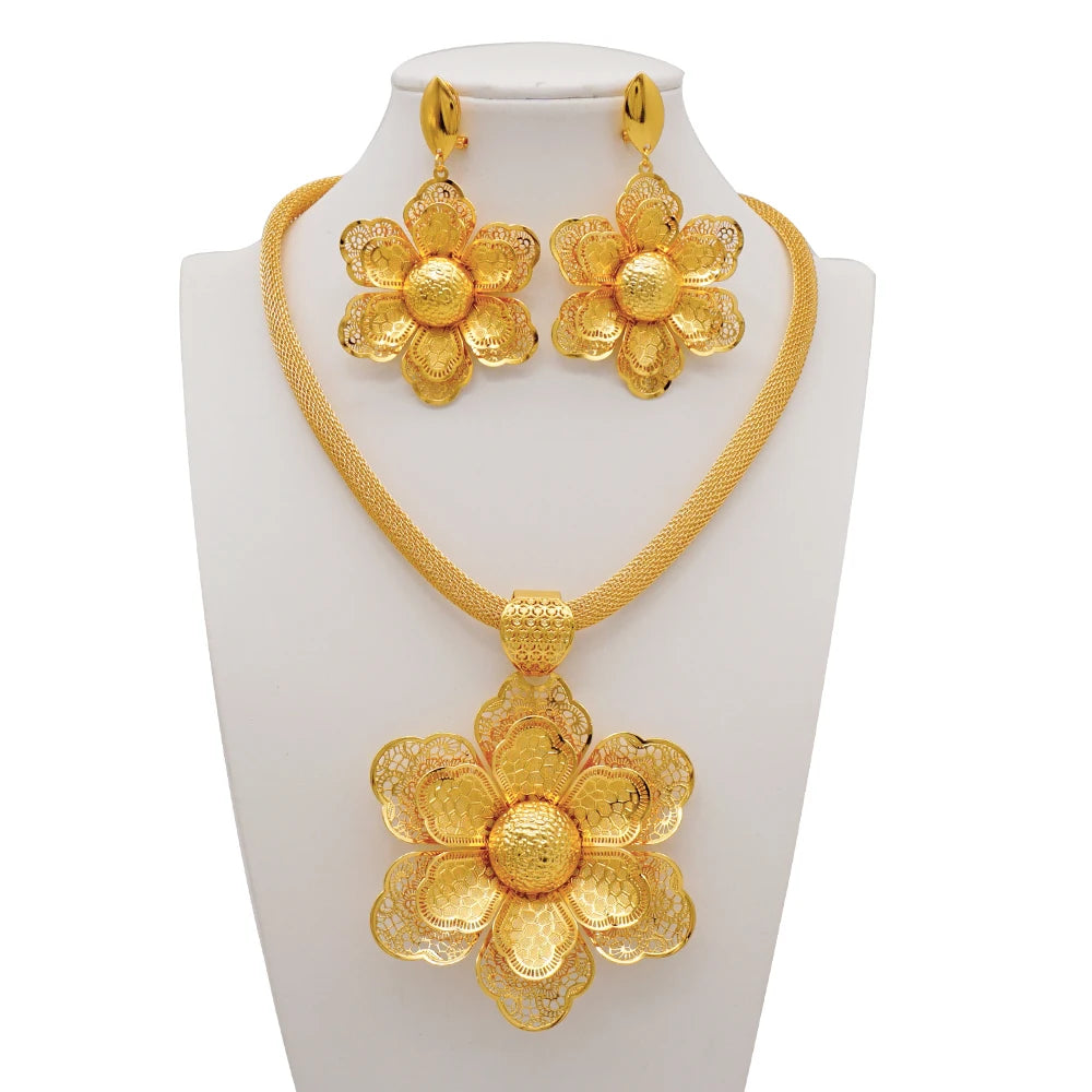 Gold Flower Set = Fashion Accessories