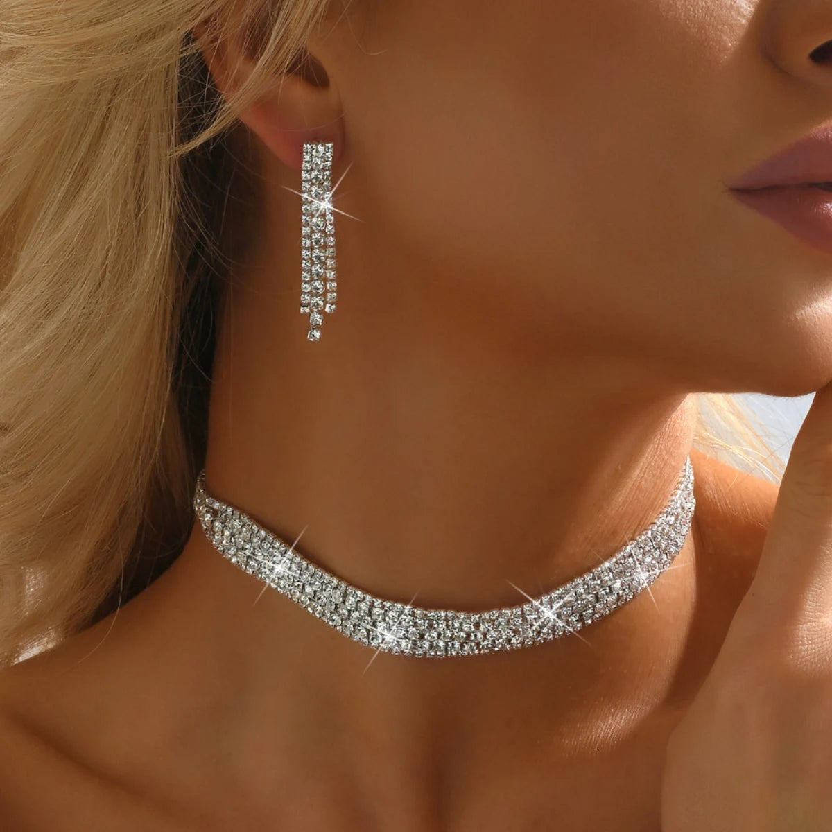 Beautiful rhinestone necklace and earrings - perfect for an elegant look to any occasion.