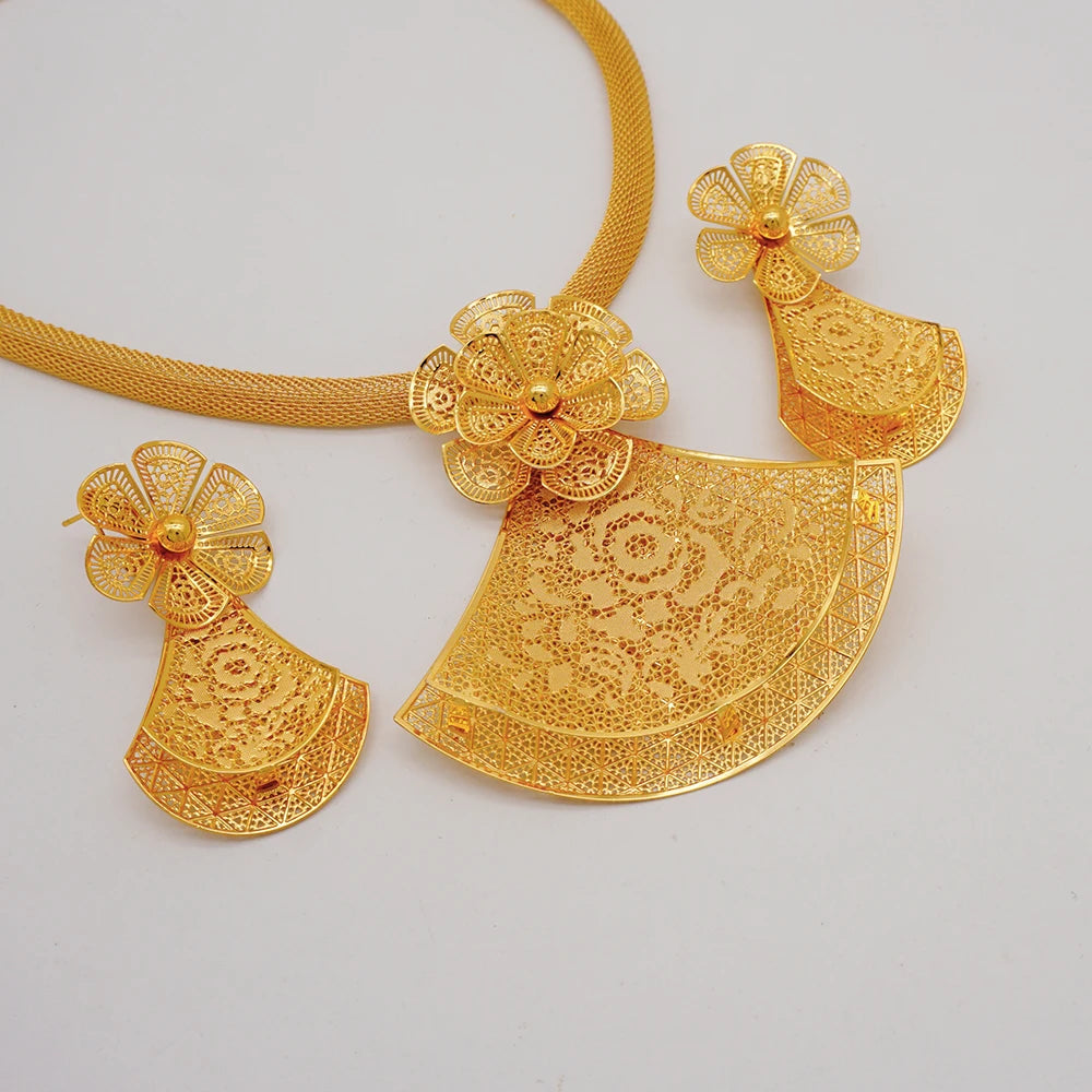 Gold Flower Set = Fashion Accessories