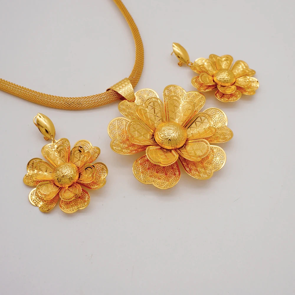 Gold Flower Set = Fashion Accessories