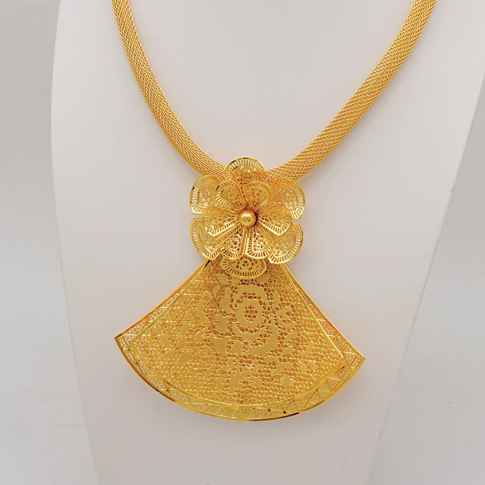 Gold Flower Set = Fashion Accessories