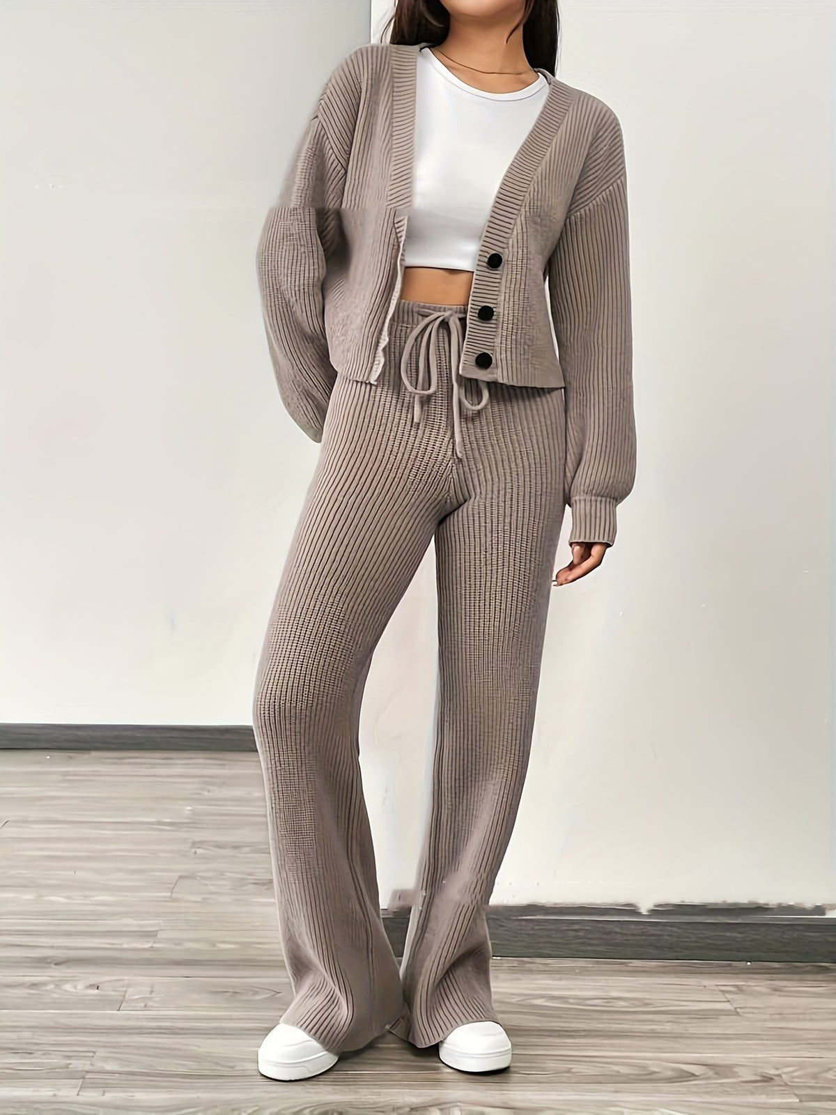 Ladies Knitted Suit