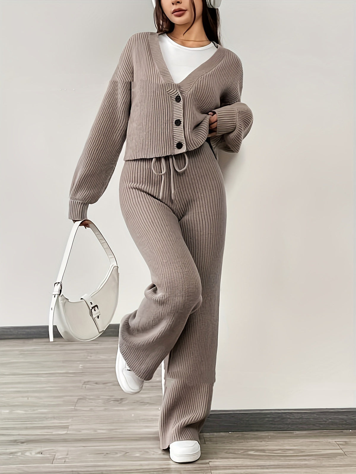 Ladies Knitted Suit