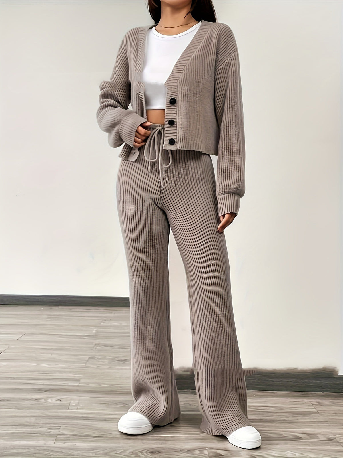 Ladies Knitted Suit