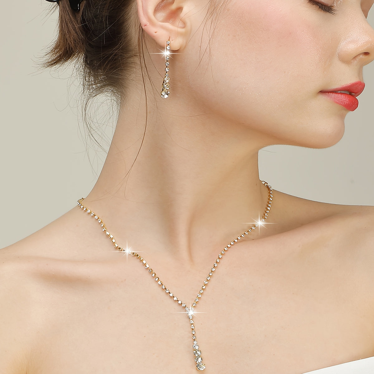 Elegant Set - Necklace Earrings Bracelet set to beautify your self